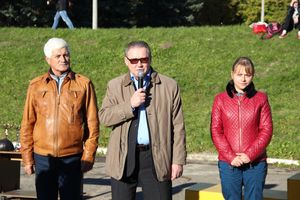 Легкоатлетический осенний кросс прошел в Великих Луках (фоторепортаж)