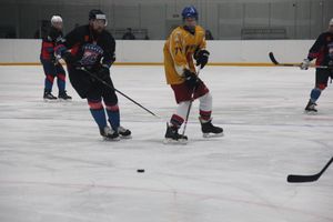 ХК «Экспресс» разгромил «Юниоров» (ФОТО)