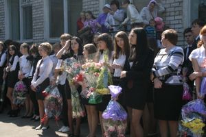 Сегодня в городе проходят последние звонки