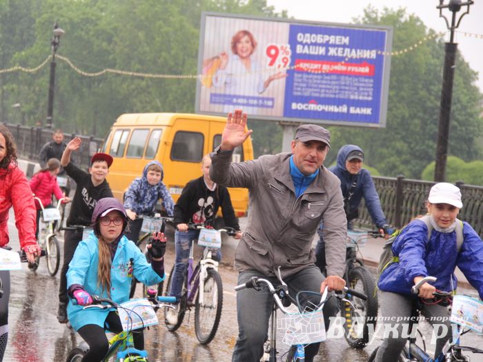 Зигзаг здоровья выполнили великолукские велосипедисты (ФОТО)