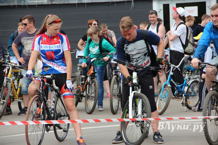 В Великих Луках состоялся «Велопарад» (ФОТО)