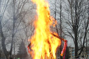 Гуляния широкой великолукской Масленицы