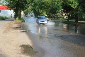 Великолучанам из Заречной части советуют запастись водой (ФОТО)