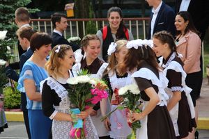 В школе №13 прошел «Последний звонок» (ФОТО)