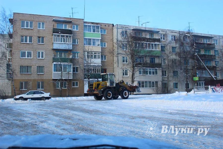 В Невеле коммунальные службы справились с уборкой снега на 5+