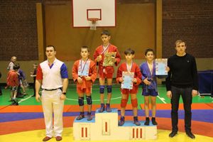 Великолукские самбисты завоевали 11 золотых наград (ФОТО)