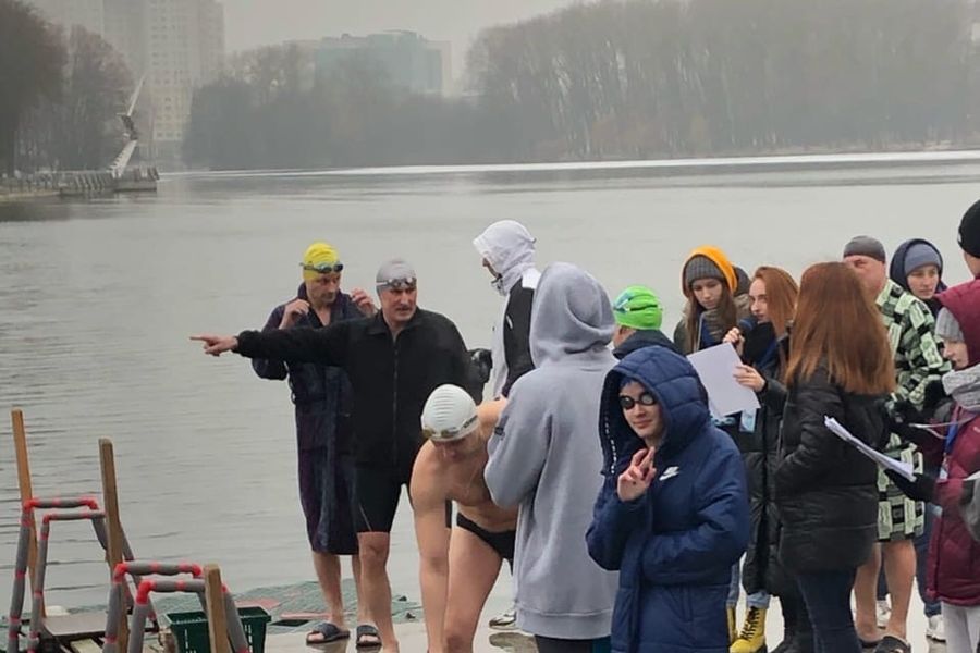 Великолучанка привезла золото с Чемпионата Белоруссии по зимнему спортивному плаванию (ФОТО)