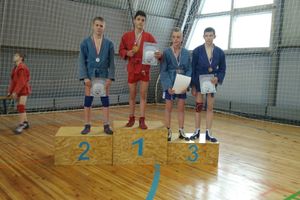 Великолукские спортсмены привезли золото с Первенства Пскова по самбо (ФОТО)