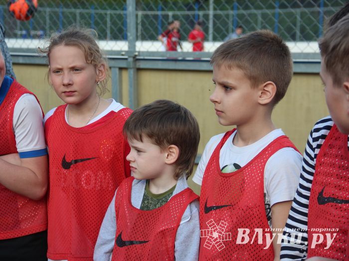 В Великих Луках прошёл Чемпионат по дворовому футболу (ФОТО)