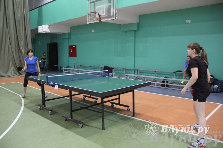 В Великих Луках прошло Первенство города по настольному теннису (фото)