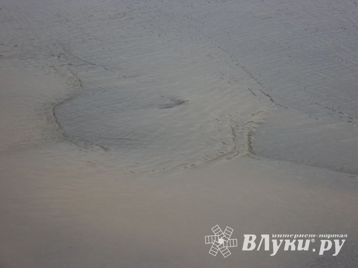 На проспекте Гагарина затопило дорогу (ФОТО)