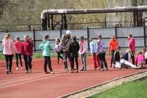В Великих Луках проходят соревнования «Шиповка юных» (ФОТО)