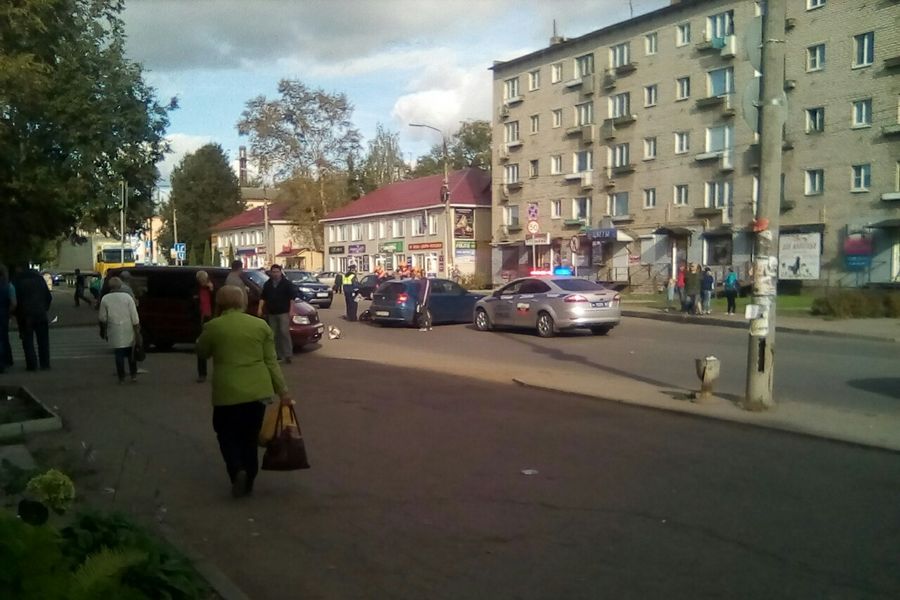 ДТП на проспекте Октябрьском