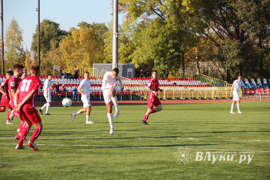 Обидный гол в воротах «Луки-Энергии» (ФОТО)