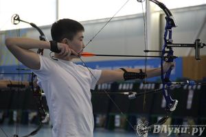 Великолучанка Александра Савенкова стала обладательницей золота на всероссийских соревнованиях по стрельбе из лука (фото)