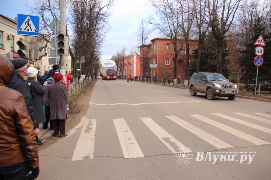 Теперь у всех великолучан есть фото или видео с «Тяжмаш» (ФОТО)