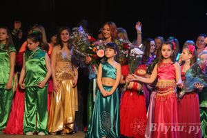  В ДК им. Ленина состоялся отчетный концерт студии восточного танца «Восточные сладости» (фото)