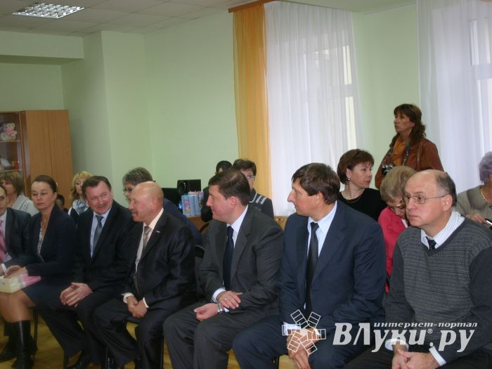 Губернатор области принял участие в торжественной церемонии открытия нового детского сада (ФОТО)