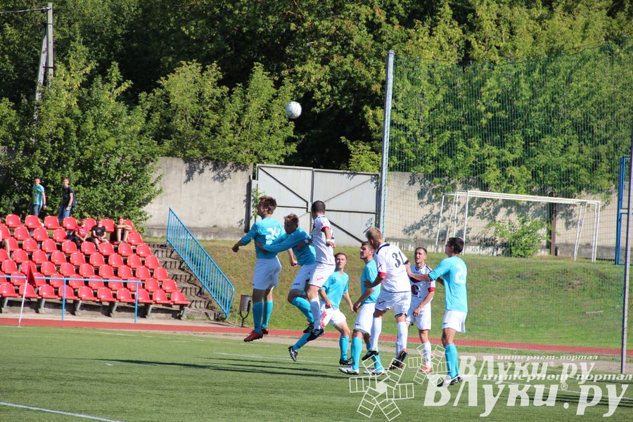 В Великих Луках состоялся матч «Луки-Энергия» — «Звезда» (Санкт-Петербург)