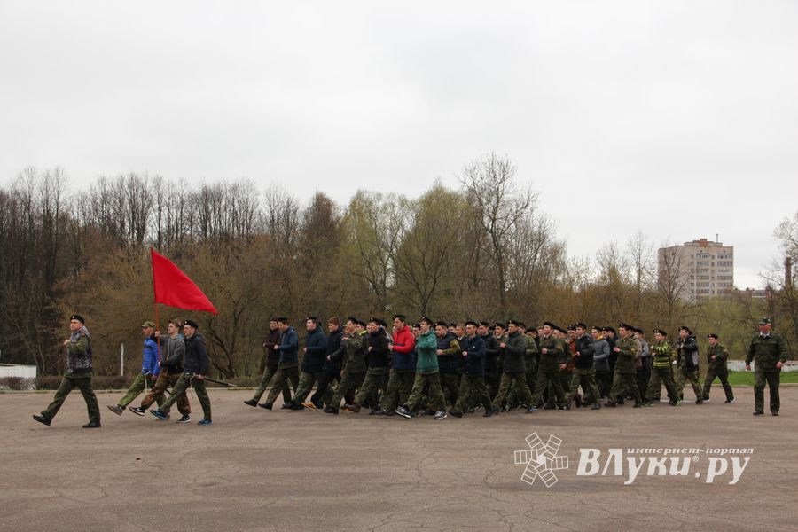 8 лицей готовится к параду 9 мая (ФОТО)
