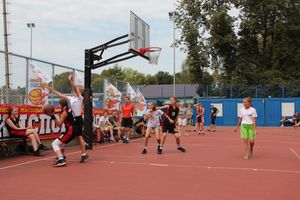 В Великих Луках прошли спортивные мероприятия, приуроченные ко Дню физкультурника (ФОТО)