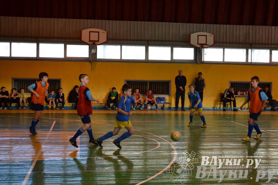 XII Традиционный Международный открытый турнир по мини-футболу среди юношей 2001-2002 г. р.