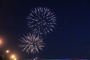 Праздничный концерт и салют в честь Дня Победы в Великих Луках (ФОТО)