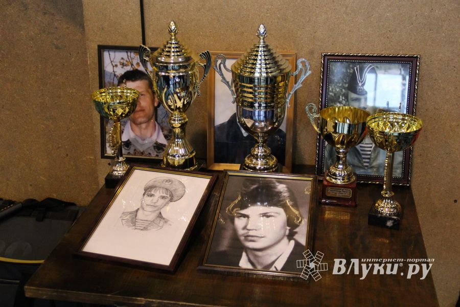 В Великих Луках прошел турнир по самбо "Память" (фото)