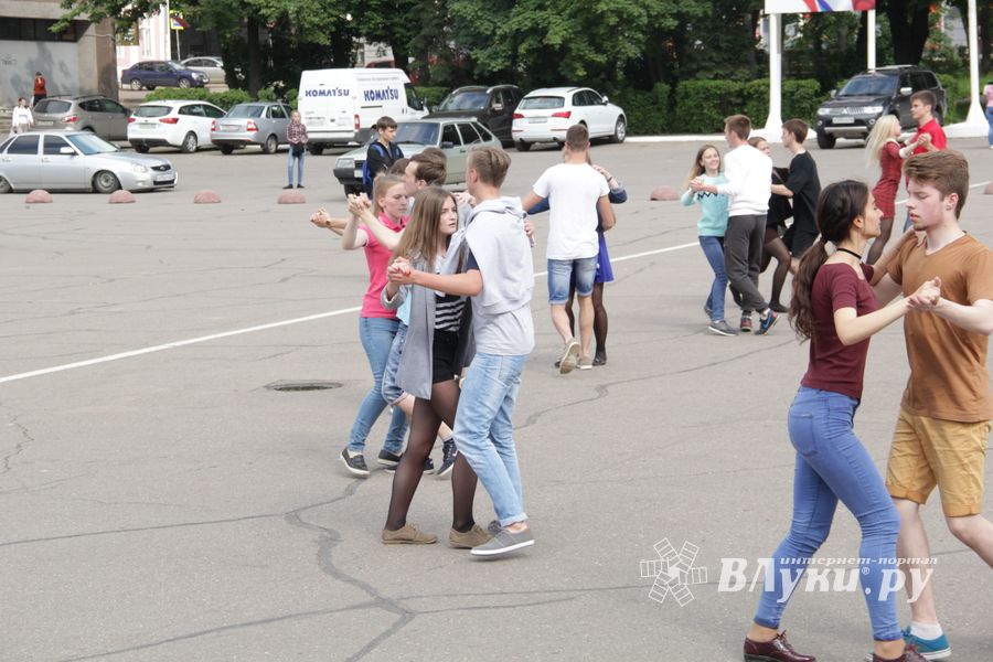 Репетиция вальса