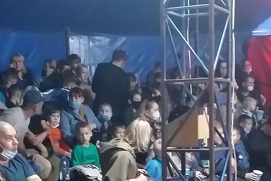 Великолучанка пожаловалась на цирк (ФОТО)