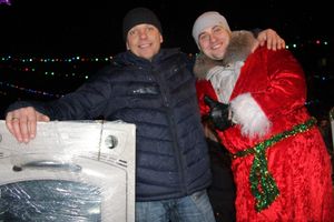 ТК «Первомайский» подарил великолучанам новогоднее волшебство (ФОТО)