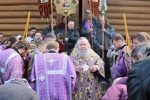 Епископ Сергий (Булатников) совершил освящение храма Казанской иконы Божией Матери села Шульги (фото)