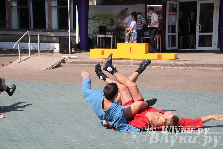 В Великих Луках отметили День физкультурника