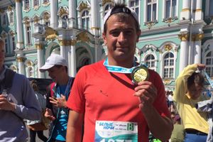 Великолучане приняли участие в ХХХ Международном марафоне «Белые ночи» (ФОТО)