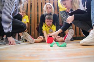 В Великих Луках проходят спортивные соревнования среди дошколят «Юные олимпионики» (ФОТО)