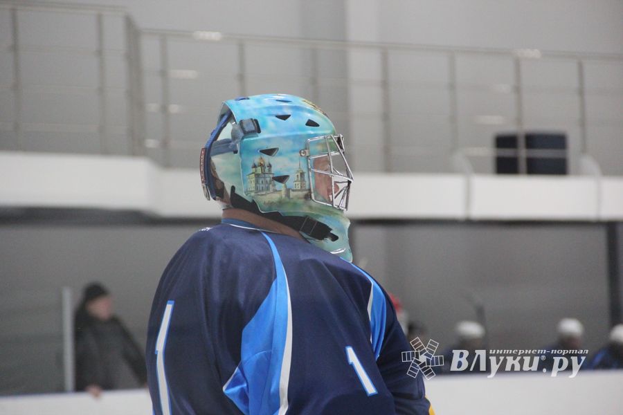 В великолукском «Айсберге» прошли матчи Чемпионата Псковской области по хоккею (ФОТО)