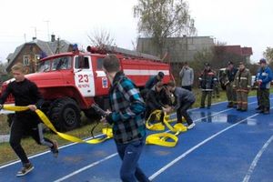 В Псковской области прошли соревнования дружин юных пожарных (фото)