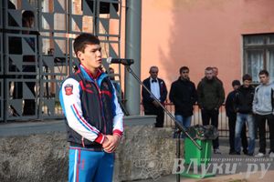 В Великих Луках прошло открытие мемориальной доски памяти Е.А. Клевцова