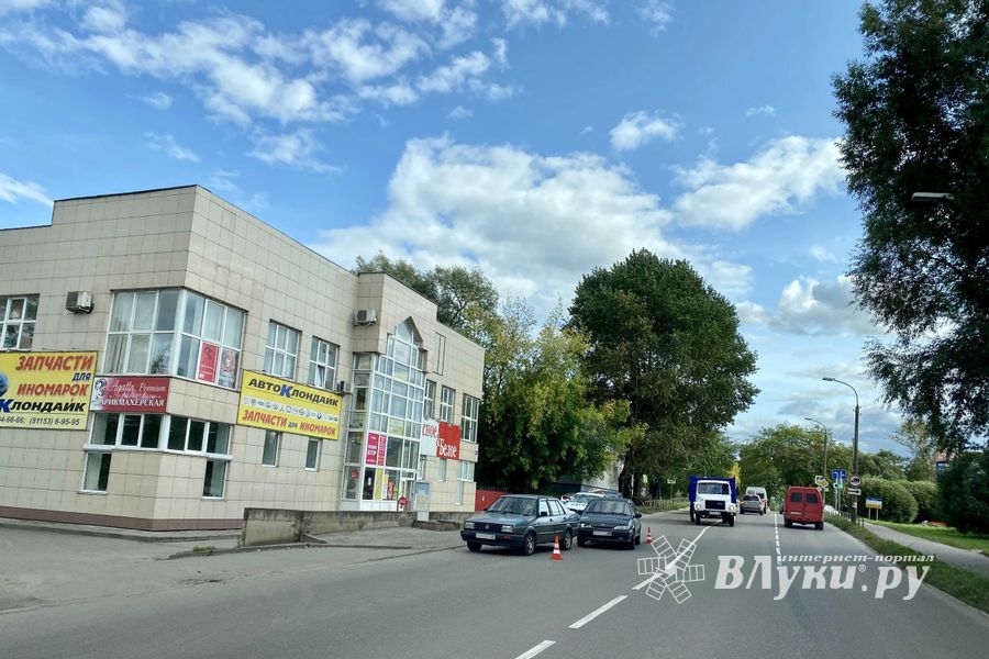 ДТП на улице Холмской (ФОТО)