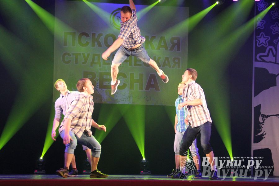 Великолучанка примет участие во всероссийской «Студенческой весне-2015» во Владивостоке