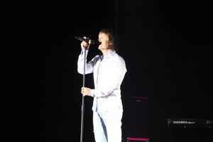 В Великих Луках состоялся концерт Артура (фото)