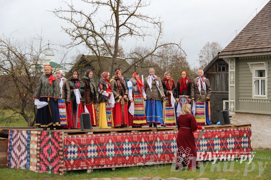Эстафета Олимпийского огня в Изборске и Пскове