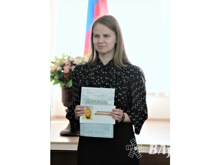 Лучших выпускников Великих Лук наградили «Золотыми парусами» (ФОТО)