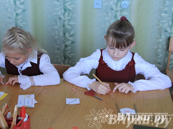 Великолукских лицеистов посвятили в «Маленькие мастера»