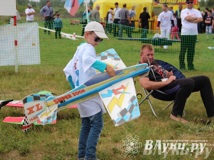 Фестиваль авиамодельного спорта России в Великих Луках