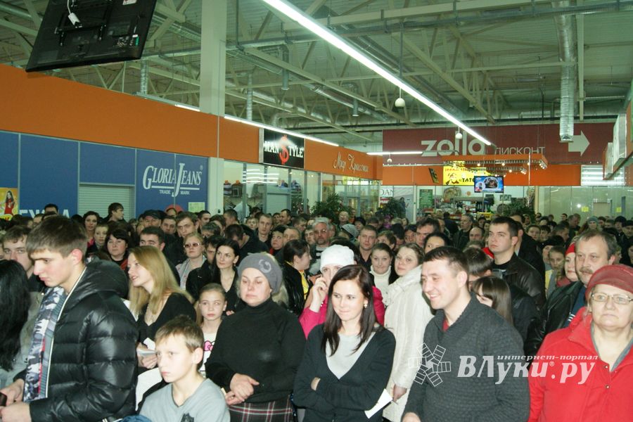 Ночь Распродаж в ТЦ «Апельсин»