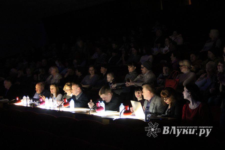 В Великих Луках состоялся финальный концерт медиа проекта «Новые Голоса на Новом Радио» (ФОТО)