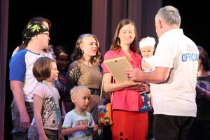 Торжественная церемония закрытия XXI-й Международной встречи воздухоплавателей в Великих Луках (ФОТО)