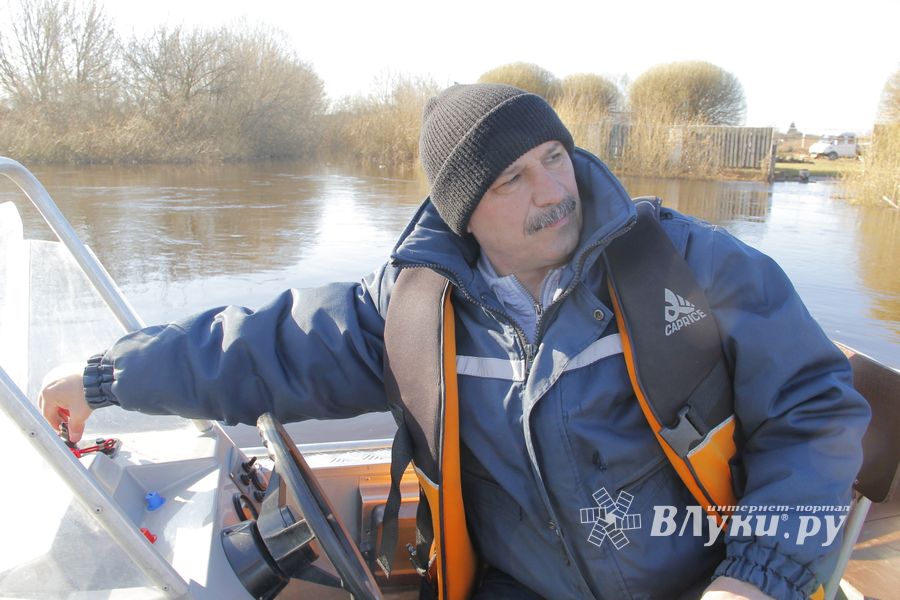 В Великих Луках продолжаются поиски мужчины, пропавшего 9 марта (ФОТО)