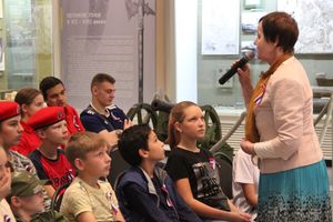 Великолучане отмечают День флага (ФОТО)